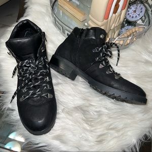 Steve Madden LORA Women's Leather Boots